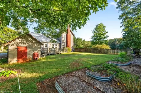 Exterior - 6842 Welborn Rd, Trinity, NC 27370 photo 4 of 5