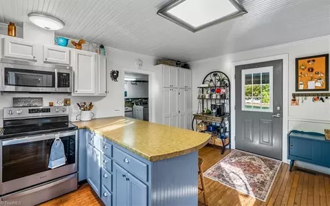 Kitchen - 6842 Welborn Rd, Trinity, NC 27370 photo 2 of 5