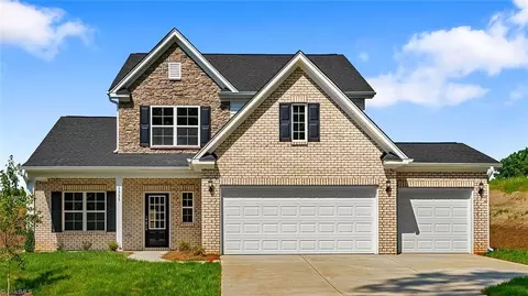 1335 Creek Knoll Dr, Lewisville, NC 27023