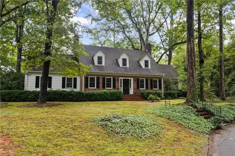 105 Belle Vista Ct, Winston Salem, NC 27106