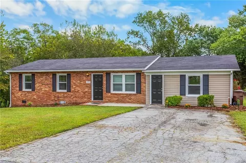4914 Elmwood St, Trinity, NC 27370 photo 3