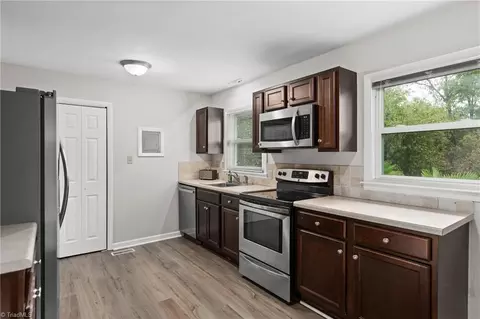 4914 Elmwood St, Trinity, NC 27370 photo 13