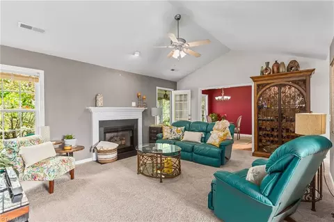 1016 Tesh Ct, High Point, NC 27265 photo 6