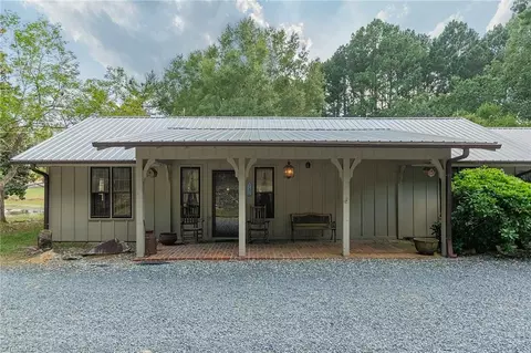 428 Craven St, Star, NC 27356