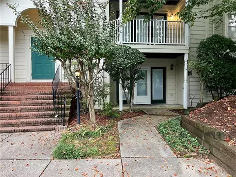 5930 Friendly Ave W #A, Greensboro, NC 27410