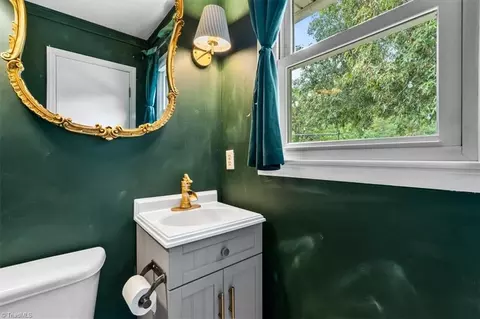 Bath - 4727 Meadowbrook Dr, Trinity, NC 27370 photo 1 of 2