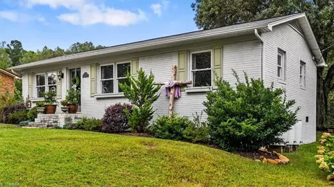 Exterior - 4727 Meadowbrook Dr, Trinity, NC 27370 photo 3 of 8