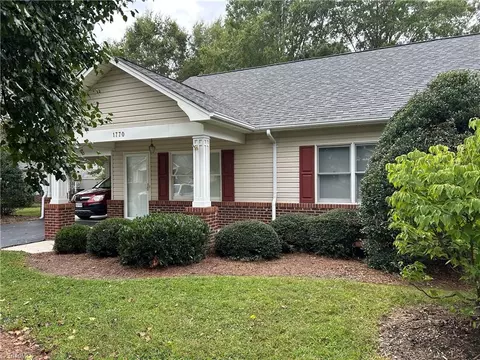 1770 Inglebrook Trl, Mount Airy, NC 27030