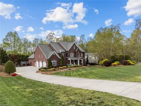 110 Devonshire Ln, Salisbury, NC 28146 photo 2