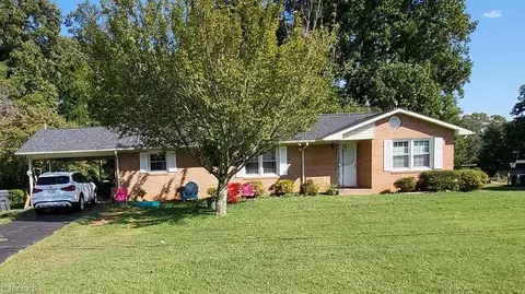 6653 Andes St, Germanton, NC 27019
