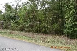 3213 Gatesville Rd, Greensboro, NC 27405