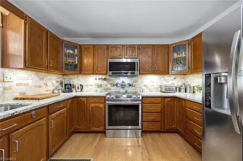 Kitchen - 310 Jacobs Dr, Salisbury, NC 28144 photo 3 of 6