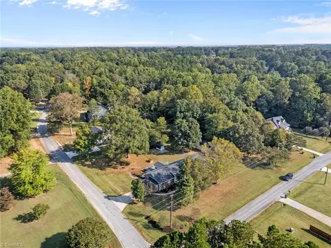 View/Area - 310 Jacobs Dr, Salisbury, NC 28144 photo 3 of 5