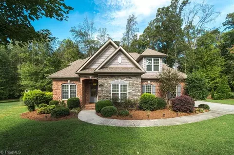 172 Keel Ct, Stokesdale, NC 27357