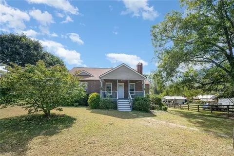 1679 Us Highway 70, Mebane, NC 27302