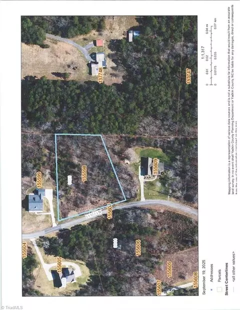 3033 Leslie Ln, Yadkinville, NC 27055