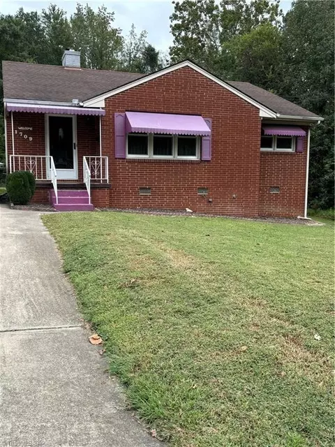 1709 Alice Ave, Greensboro, NC 27401