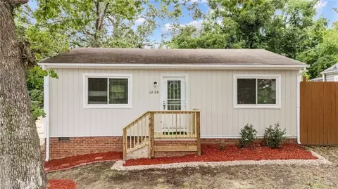 1208 Green Dr E, High Point, NC 27260