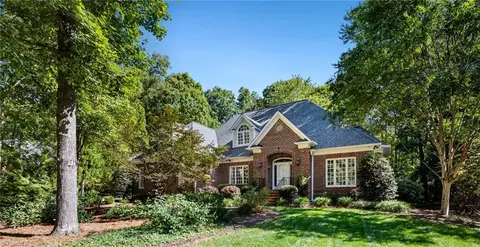 12 Provincetown Ct, Greensboro, NC 27408