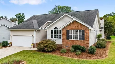 6505 Woodmont Rd, Jamestown, NC 27282