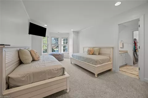 Bedroom - 7238 Belmont Dr, Trinity, NC 27370 photo 3 of 6