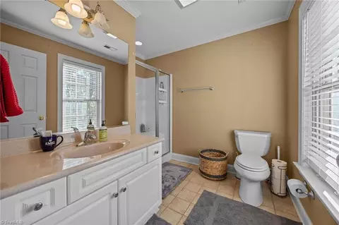 Bath - 7238 Belmont Dr, Trinity, NC 27370 photo 7 of 7