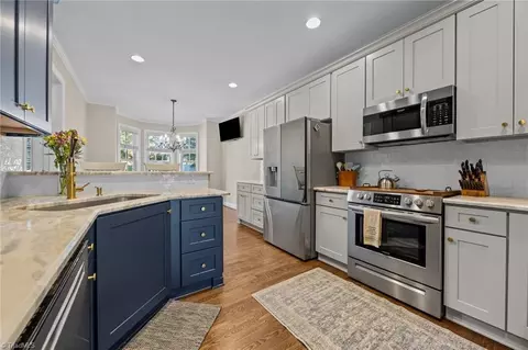 Kitchen - 7238 Belmont Dr, Trinity, NC 27370 photo 2 of 5