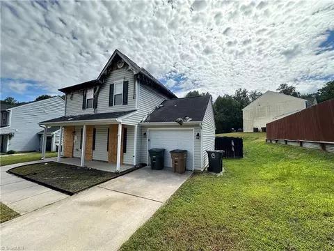 3576 Sydney Oaks Dr, Browns Summit, NC 27214