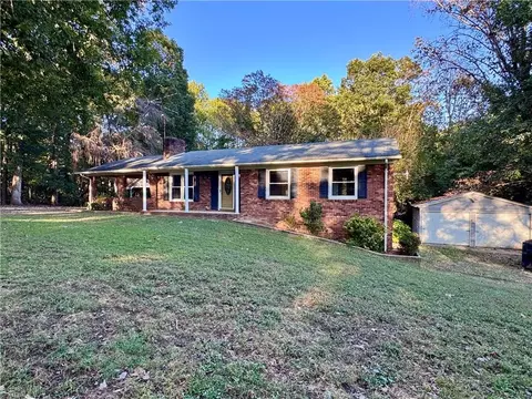 215 Cardinal Ln, Ronda, NC 28670