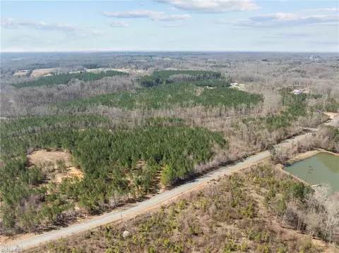 2650 Minden Rd, Pleasant Garden, NC 27313