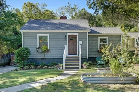 209 Woodlawn Ave, Greensboro, NC 27401