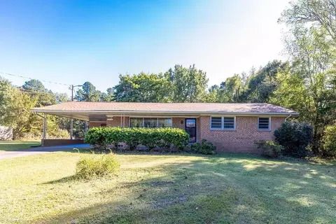 6019 Checker Rd, High Point, NC 27263