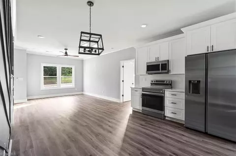 405 Broad St, Salisbury, NC 28144 photo 8