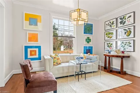 Living - 1013 Johnson St, High Point, NC 27262 photo 3 of 4