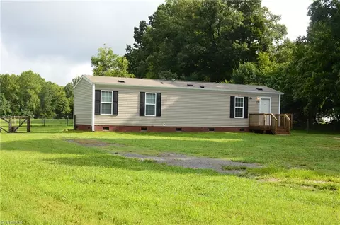 1151 Williams Rd, Advance, NC 27006