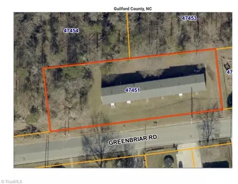106 Greenbriar Rd, Greensboro, NC 27405