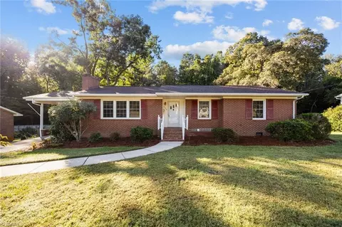 615 Paris St, Graham, NC 27253