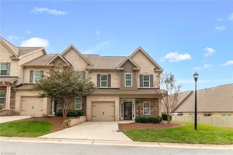 21 Pisgah Forest Cir, Greensboro, NC 27455