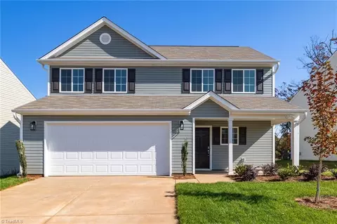 4 Arcola Ct, Greensboro, NC 27405