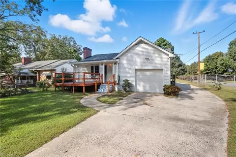 445 Devonshire St E, Winston Salem, NC 27127