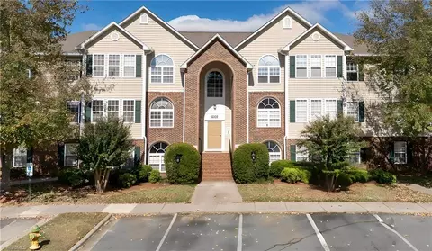 124 Mill Pond Dr, Winston Salem, NC 27106