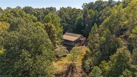 813 Wells Knob Rd, Elkin, NC 28621