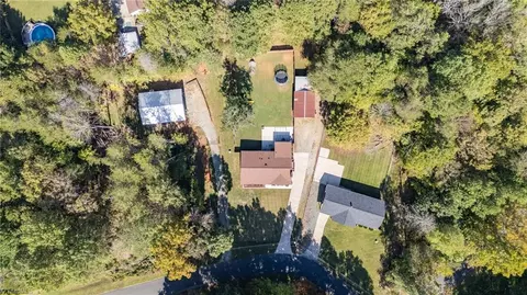 View/Area - 182 Windsor Dr, Graham, NC 27253 photo 4 of 8