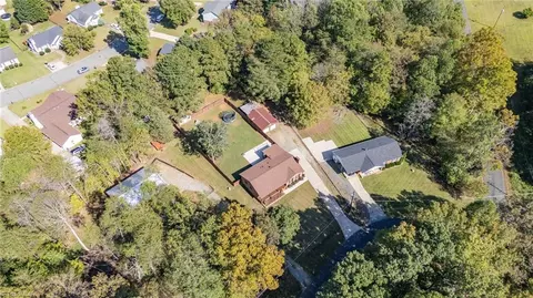 View/Area - 182 Windsor Dr, Graham, NC 27253 photo 3 of 8