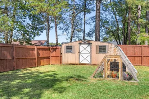 Exterior - 182 Windsor Dr, Graham, NC 27253 photo 8 of 11