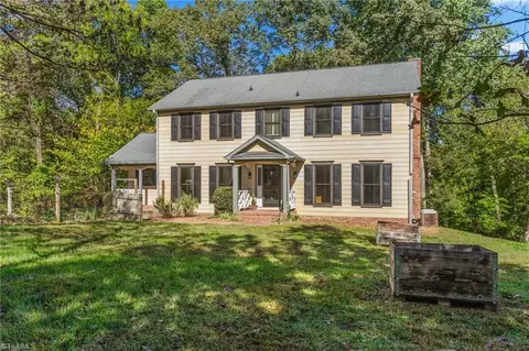 631 Clodfelter Rd N, High Point, NC 27265