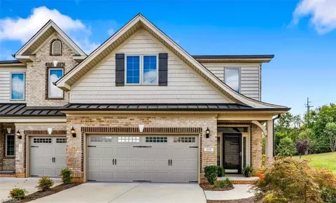 3838 Galloway Ct, High Point, NC 27265