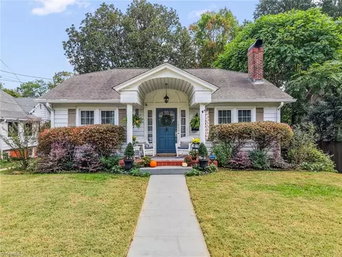 1832 Brantley St, Winston Salem, NC 27103