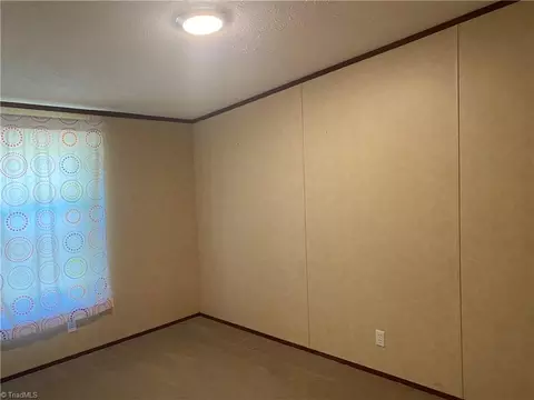 263 Ward St, Roaring River, NC 28669 photo 6