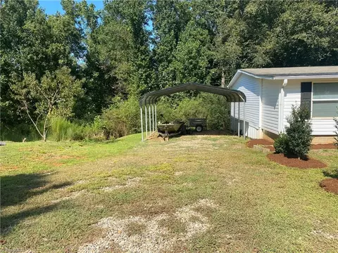 263 Ward St, Roaring River, NC 28669 photo 9